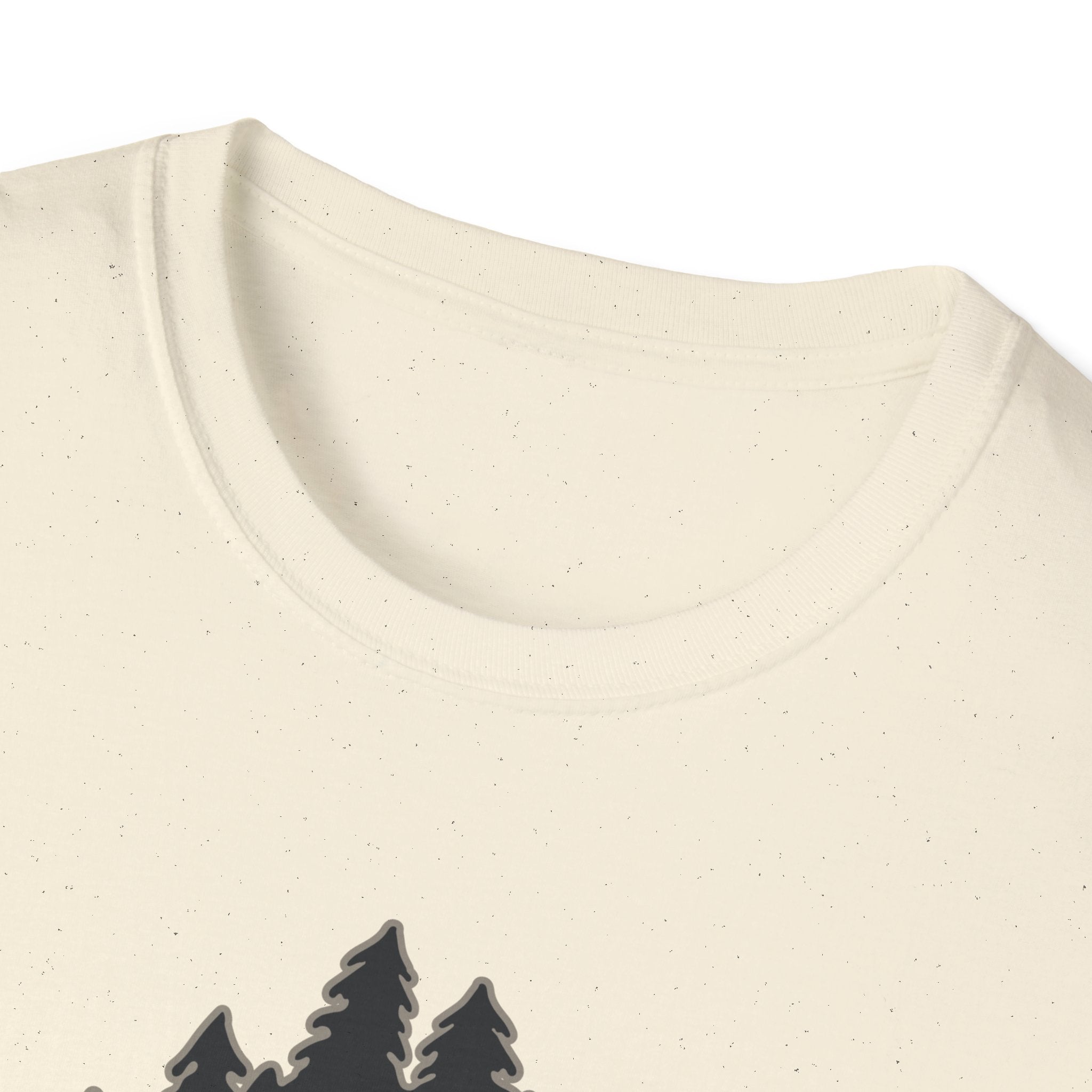 Yellowstone Wolf Adventure T-Shirt - Gildan Classic Unisex Tee