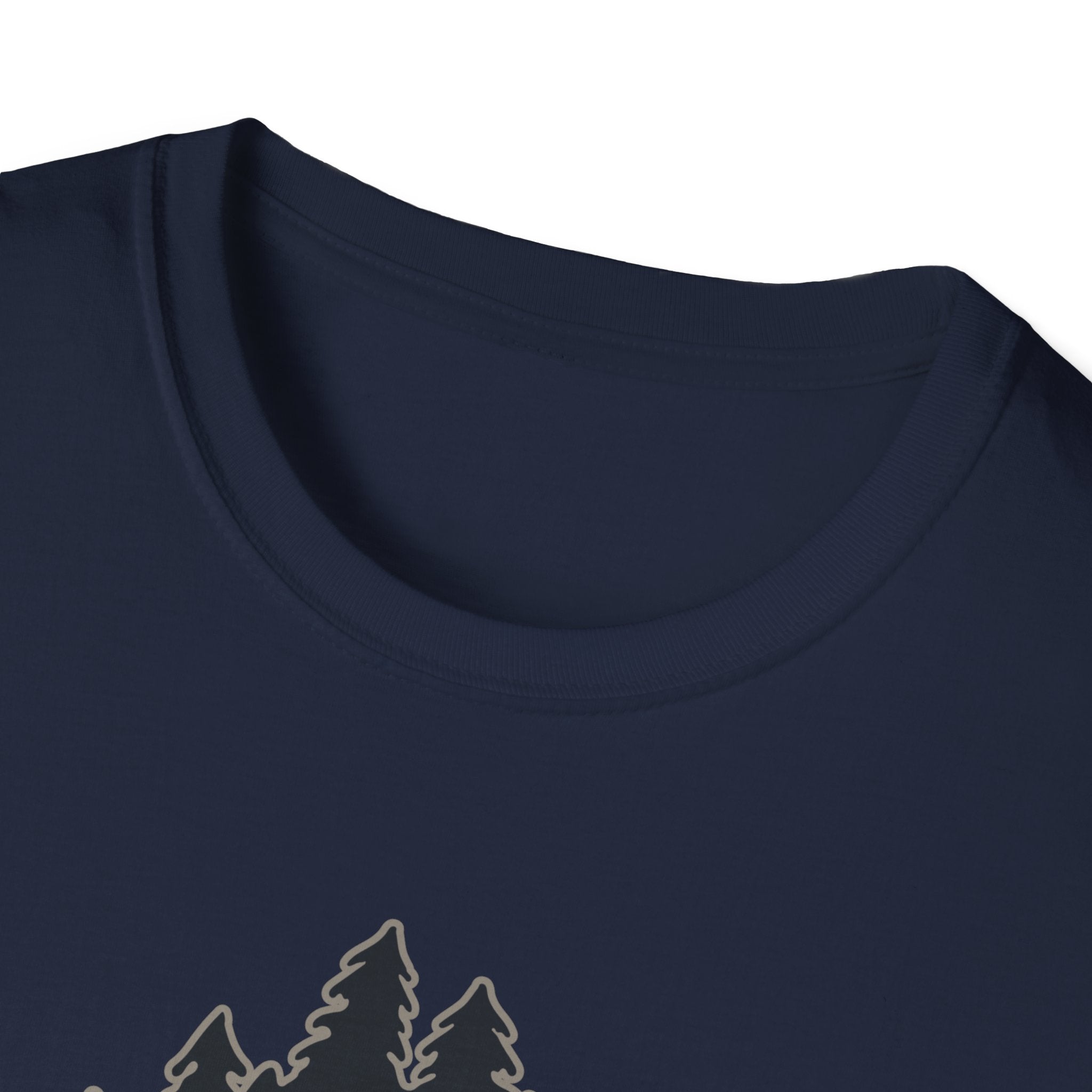 Yellowstone Wolf Adventure T-Shirt - Gildan Classic Unisex Tee
