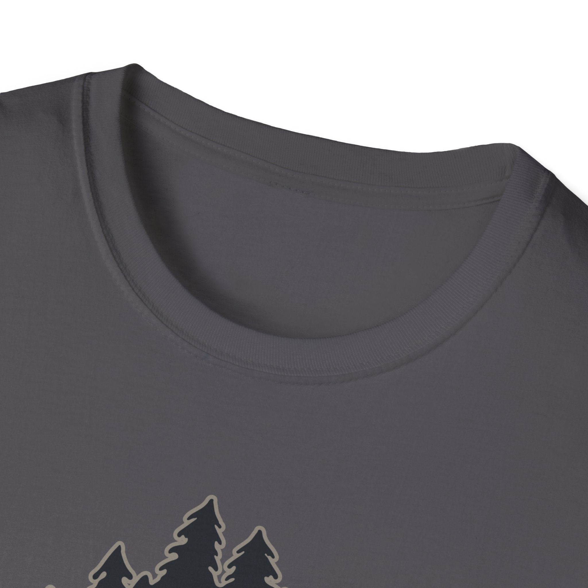 Yellowstone Wolf Adventure T-Shirt - Gildan Classic Unisex Tee